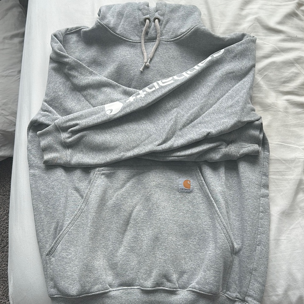 Men’s Carhartt hoodie